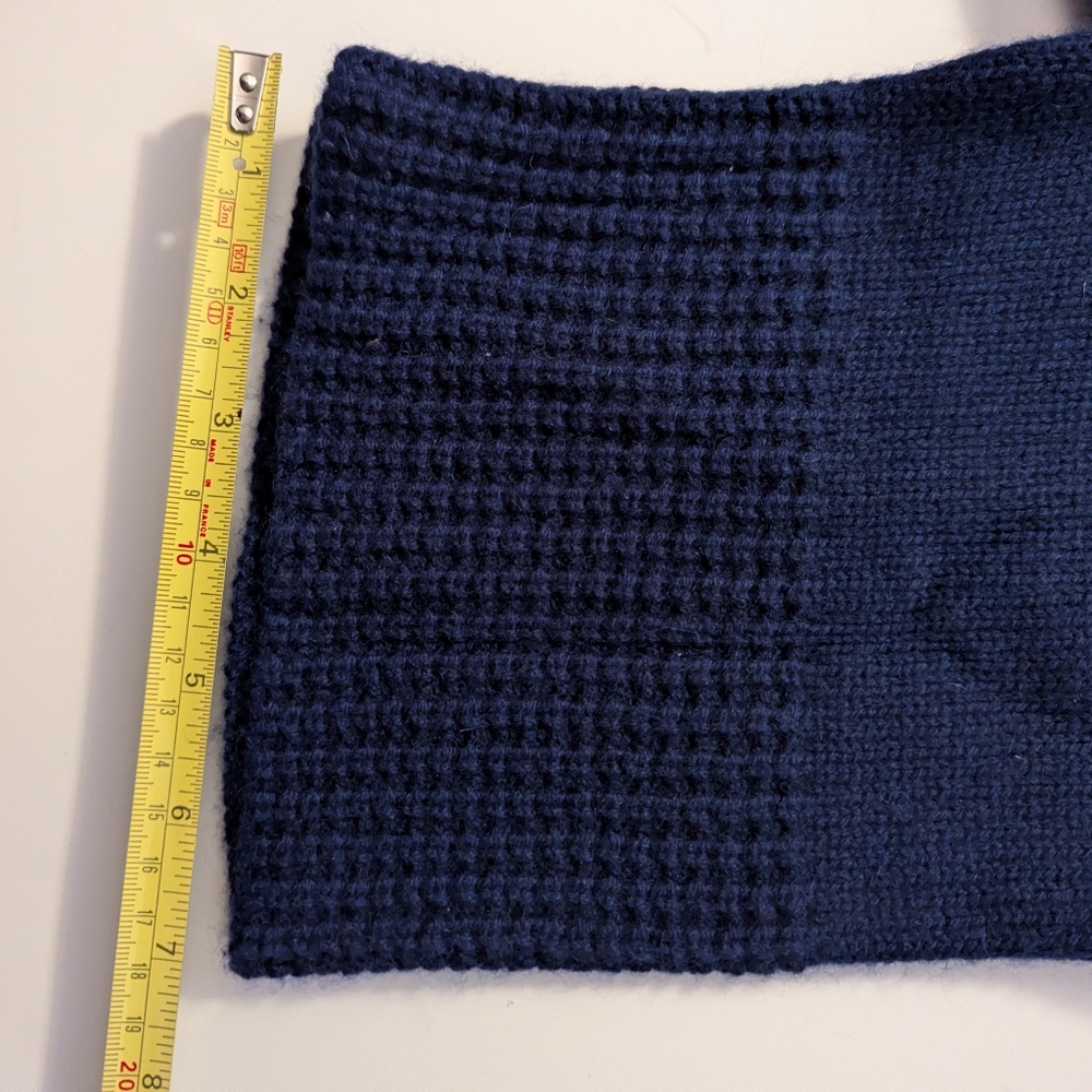 Theory 100% Cashmere Sweater - Picture 13 of 16